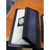 庫(kù)存戶(hù)外太陽(yáng)能led燈處理